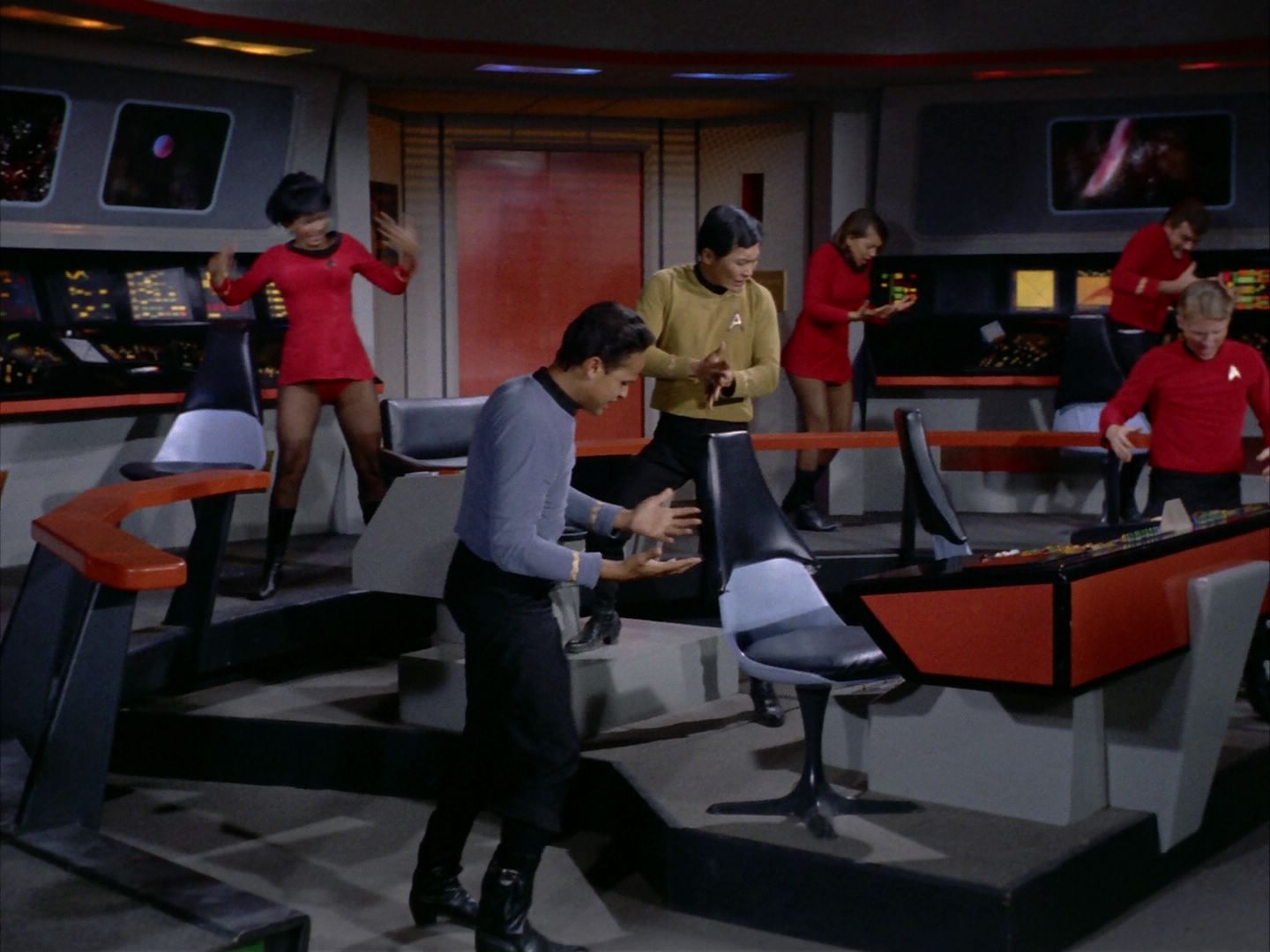 ariane179254_StarTrek_1x26_ErrandOfMercy_2734.jpg