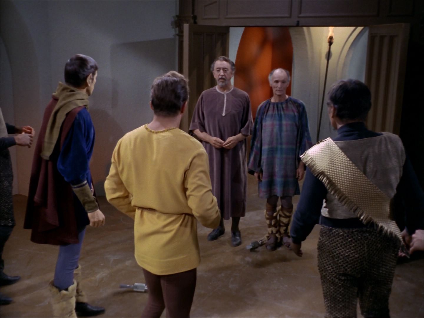 ariane179254_StarTrek_1x26_ErrandOfMercy_2756.jpg