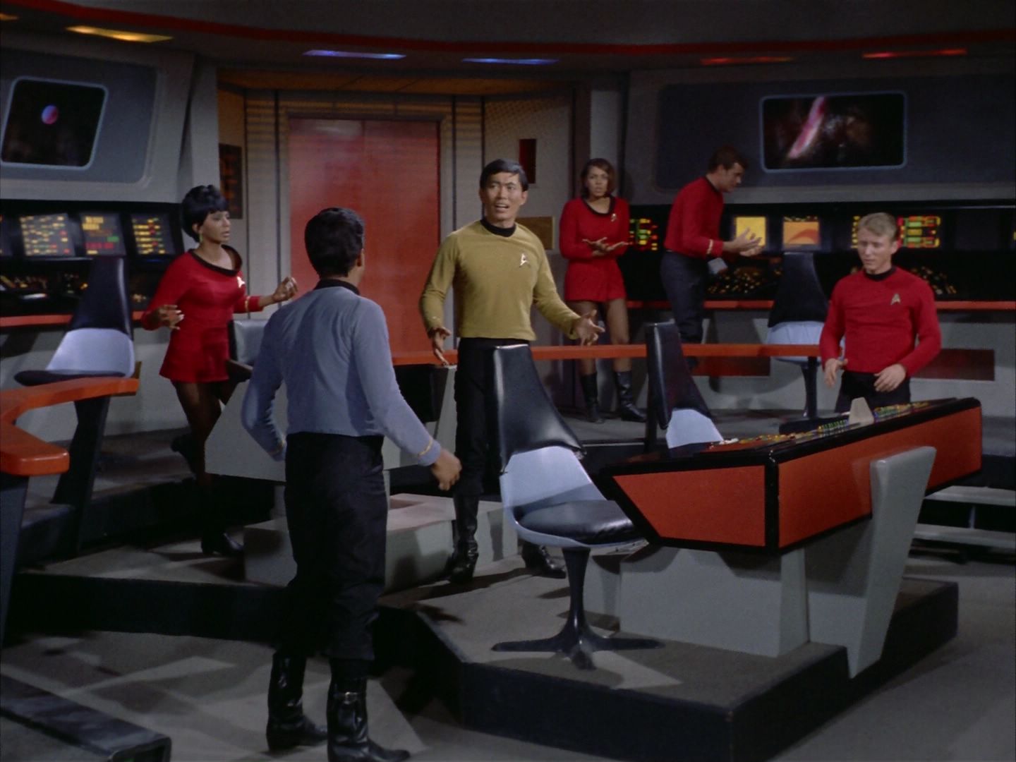 ariane179254_StarTrek_1x26_ErrandOfMercy_2797.jpg