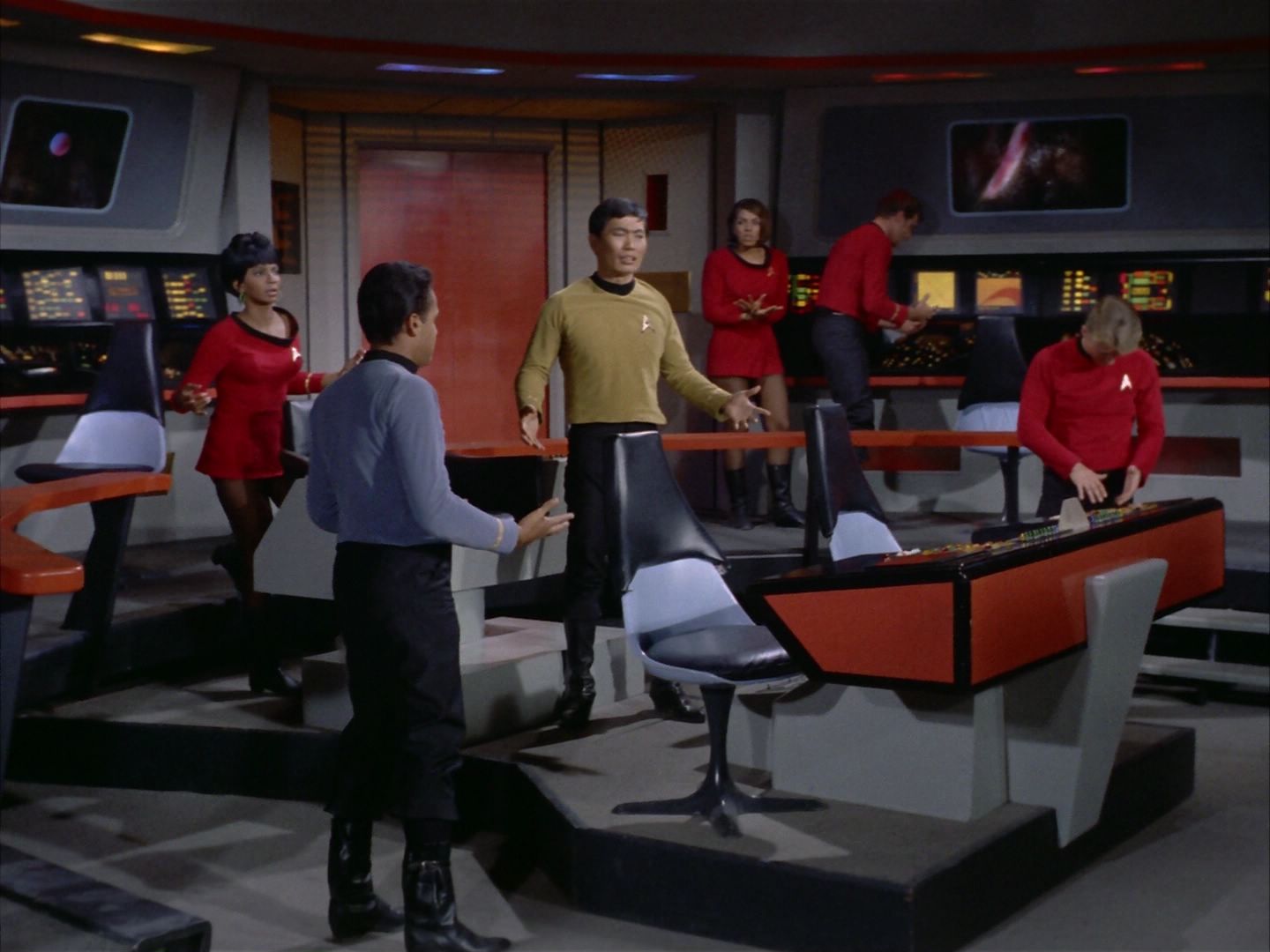 ariane179254_StarTrek_1x26_ErrandOfMercy_2798.jpg
