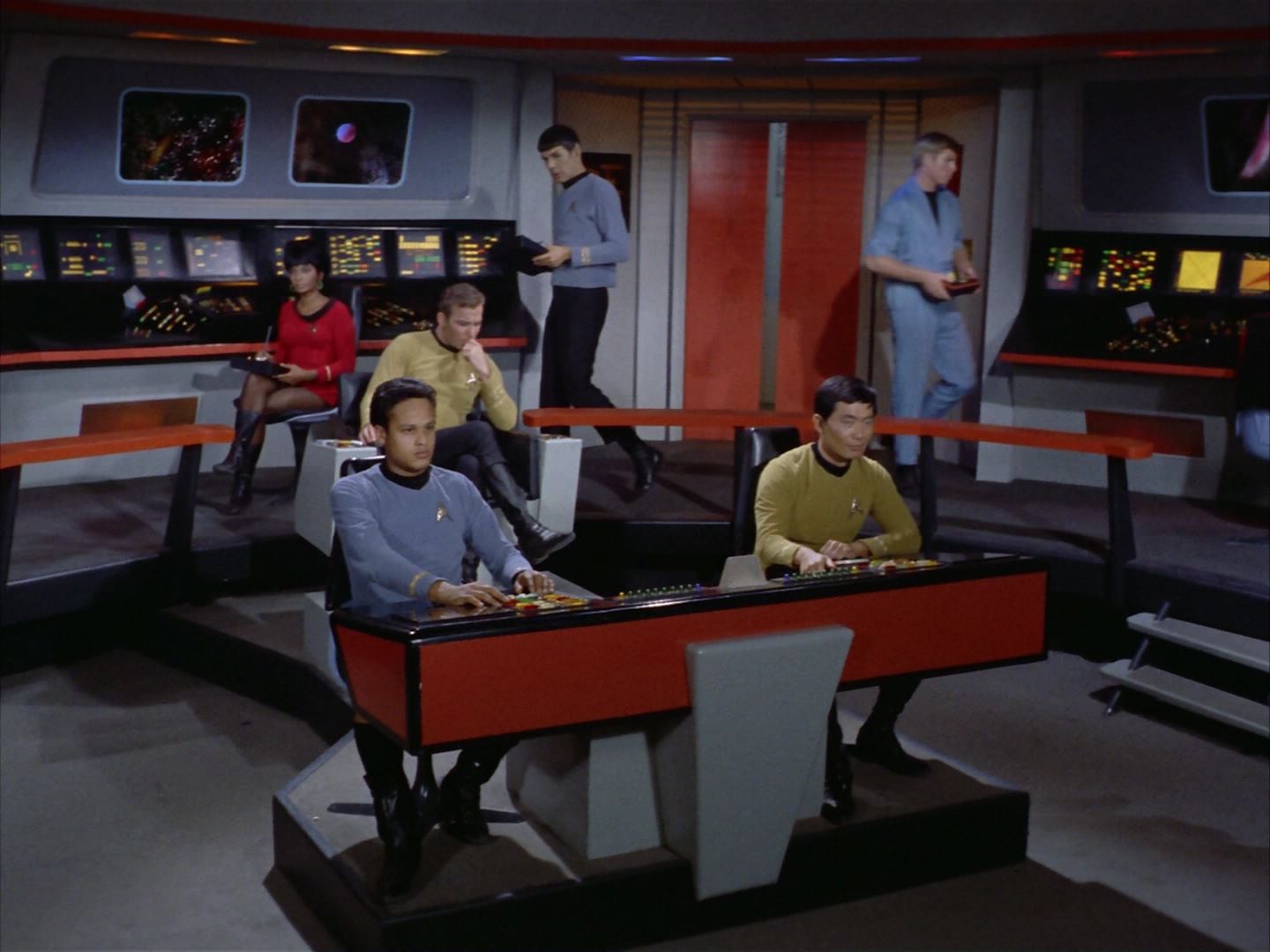 ariane179254_StarTrek_1x26_ErrandOfMercy_3165.jpg