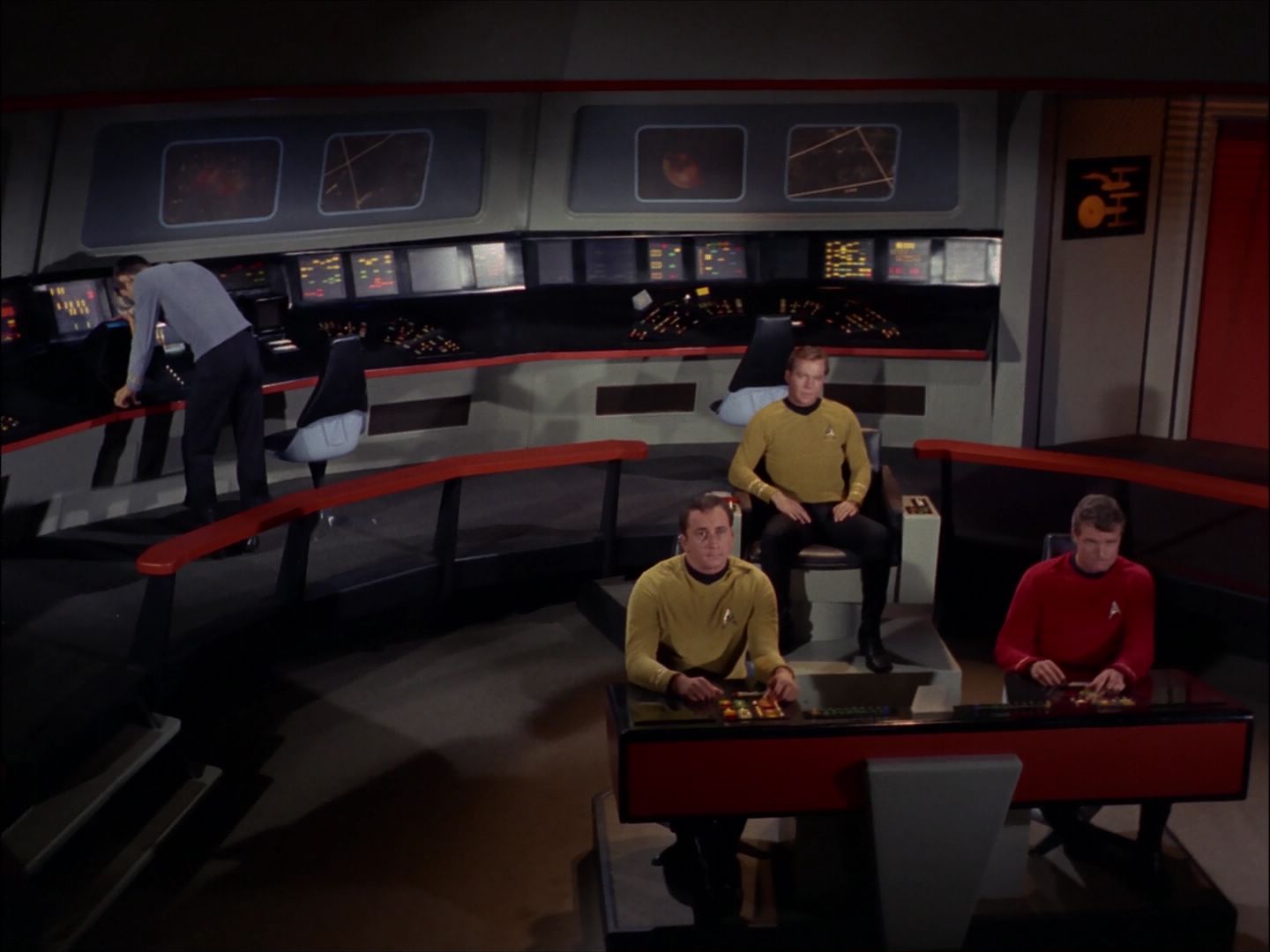 ariane179254_StarTrek_1x27_TheAlternativeFactor_0012.jpg