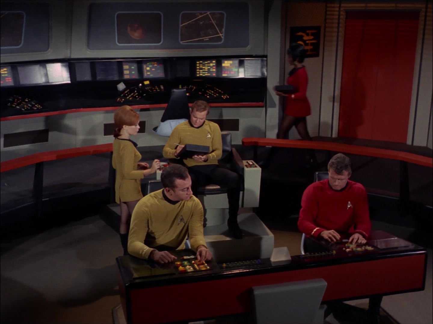 ariane179254_StarTrek_1x27_TheAlternativeFactor_0017.jpg