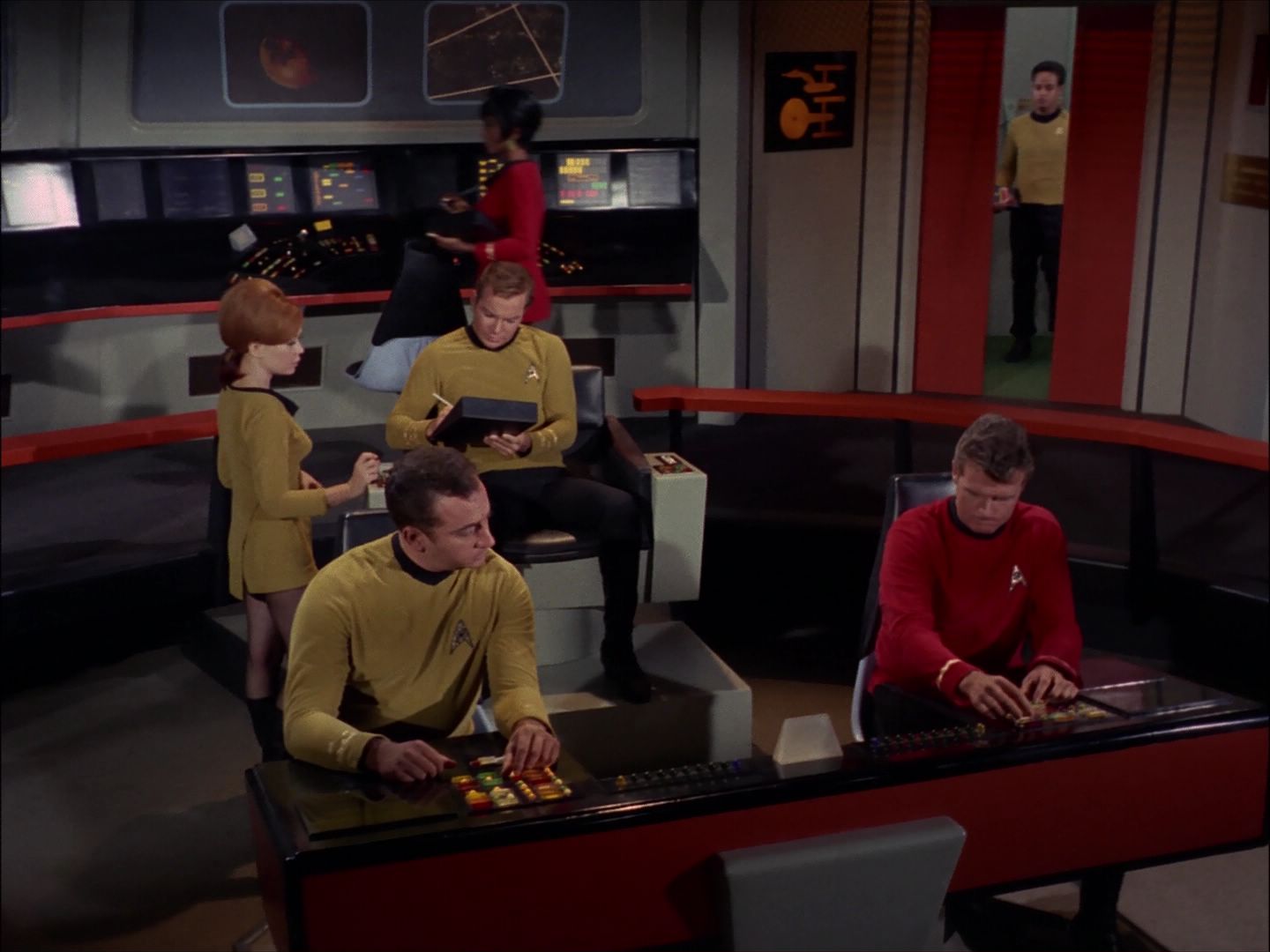 ariane179254_StarTrek_1x27_TheAlternativeFactor_0018.jpg