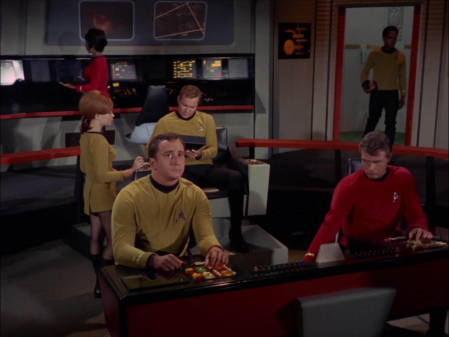 ariane179254_StarTrek_1x27_TheAlternativeFactor_0020.jpg