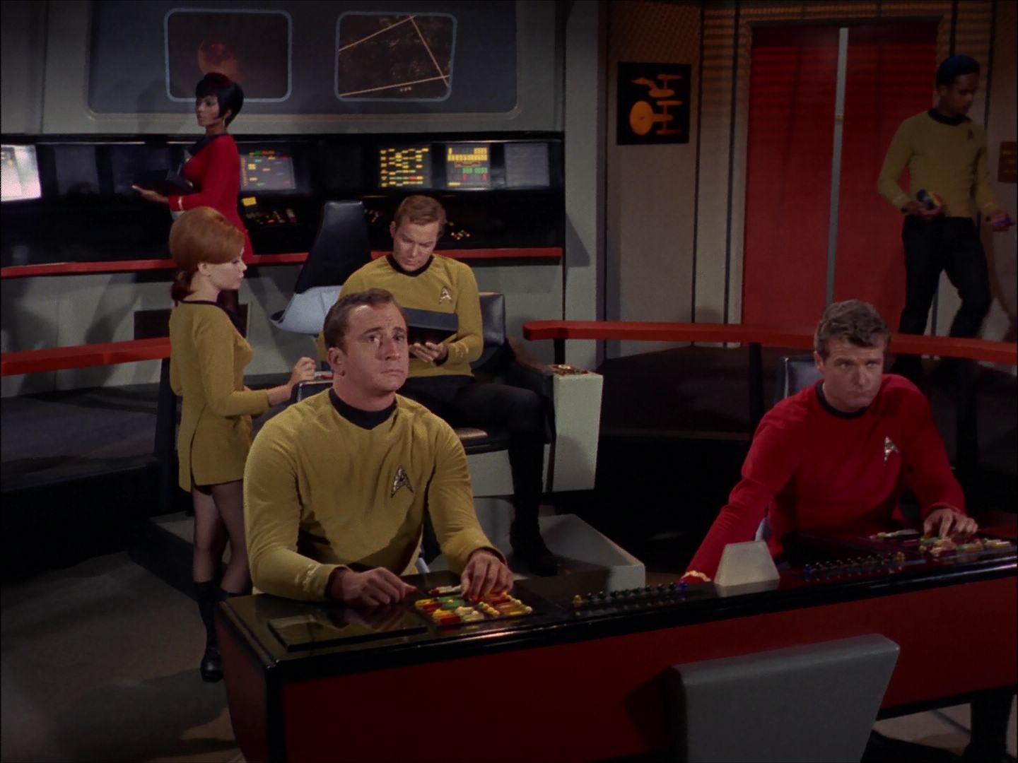 ariane179254_StarTrek_1x27_TheAlternativeFactor_0021.jpg