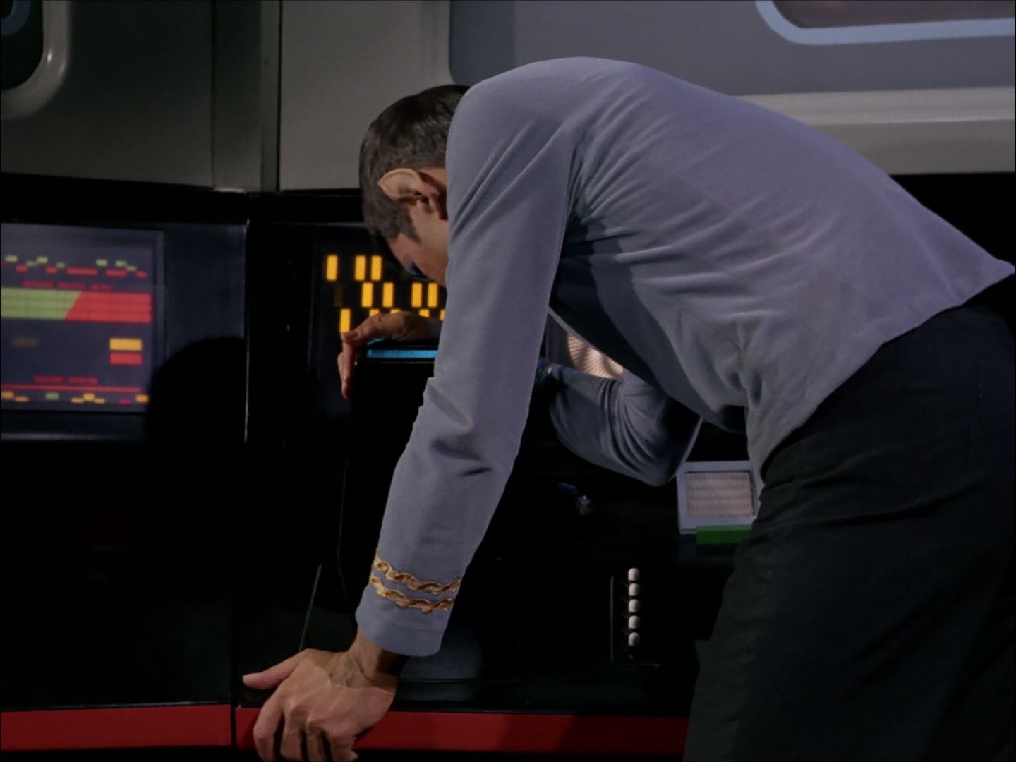 ariane179254_StarTrek_1x27_TheAlternativeFactor_0022.jpg