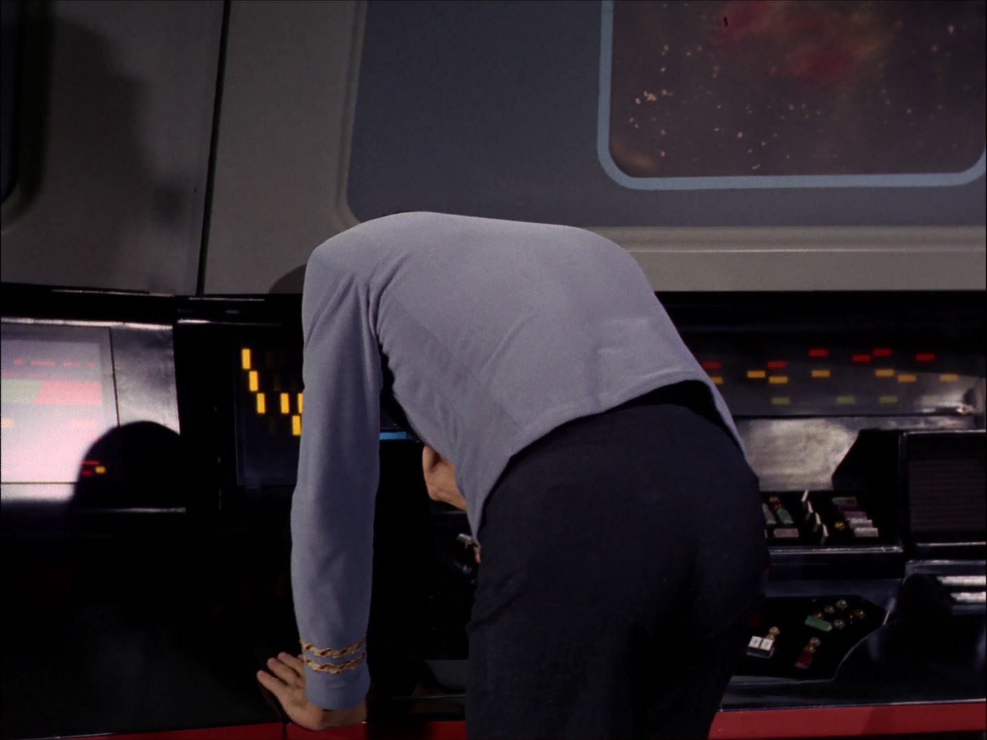 ariane179254_StarTrek_1x27_TheAlternativeFactor_0028.jpg