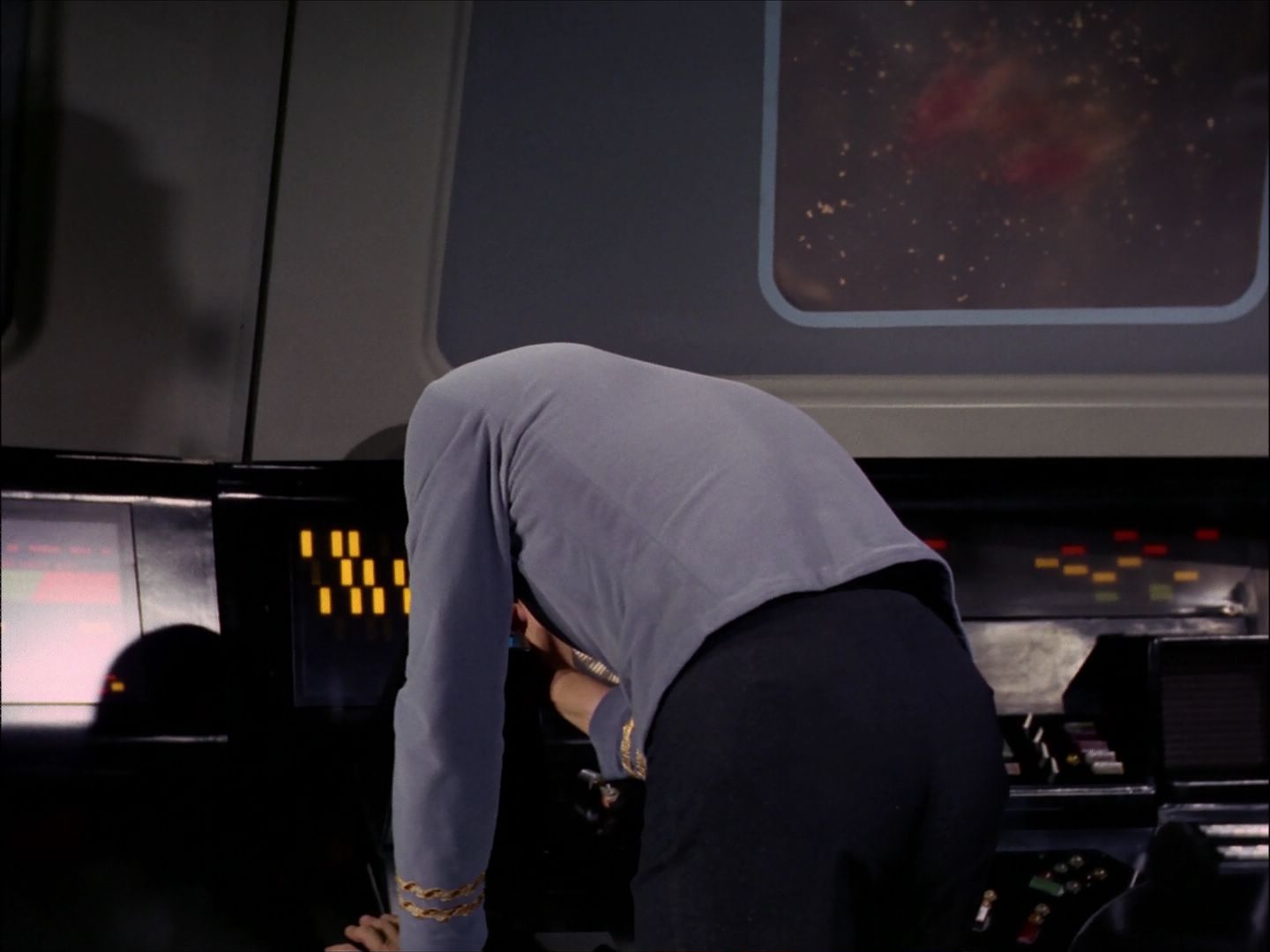 ariane179254_StarTrek_1x27_TheAlternativeFactor_0048.jpg