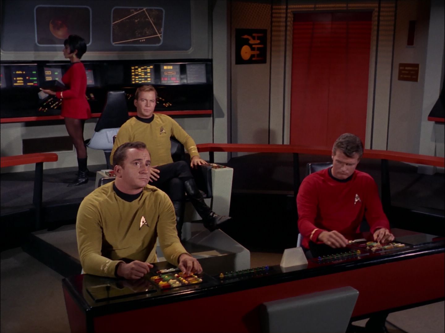 ariane179254_StarTrek_1x27_TheAlternativeFactor_0056.jpg