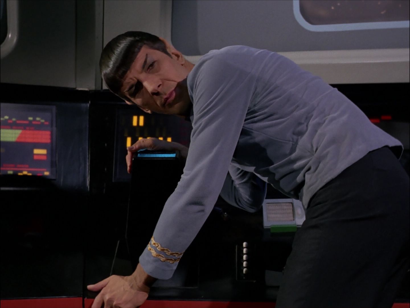 ariane179254_StarTrek_1x27_TheAlternativeFactor_0061.jpg