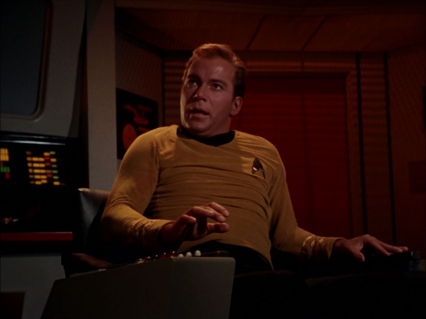 ariane179254_StarTrek_1x27_TheAlternativeFactor_0067.jpg