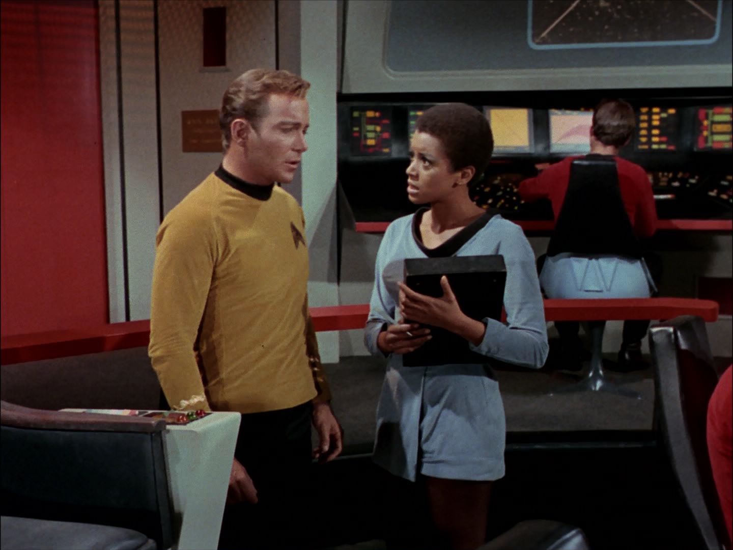 ariane179254_StarTrek_1x27_TheAlternativeFactor_0401.jpg