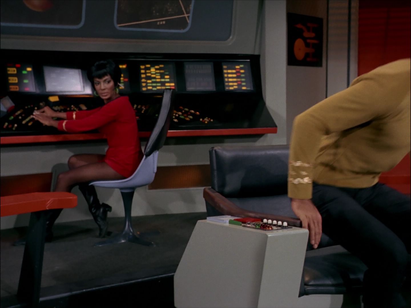 ariane179254_StarTrek_1x27_TheAlternativeFactor_0443.jpg