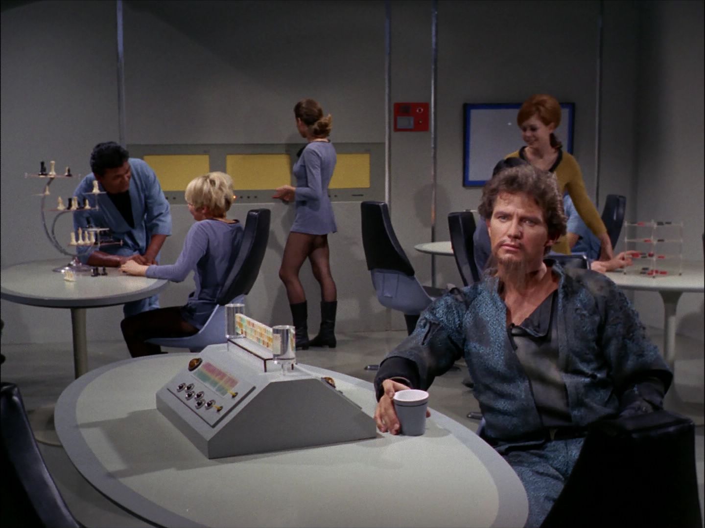 ariane179254_StarTrek_1x27_TheAlternativeFactor_1054.jpg