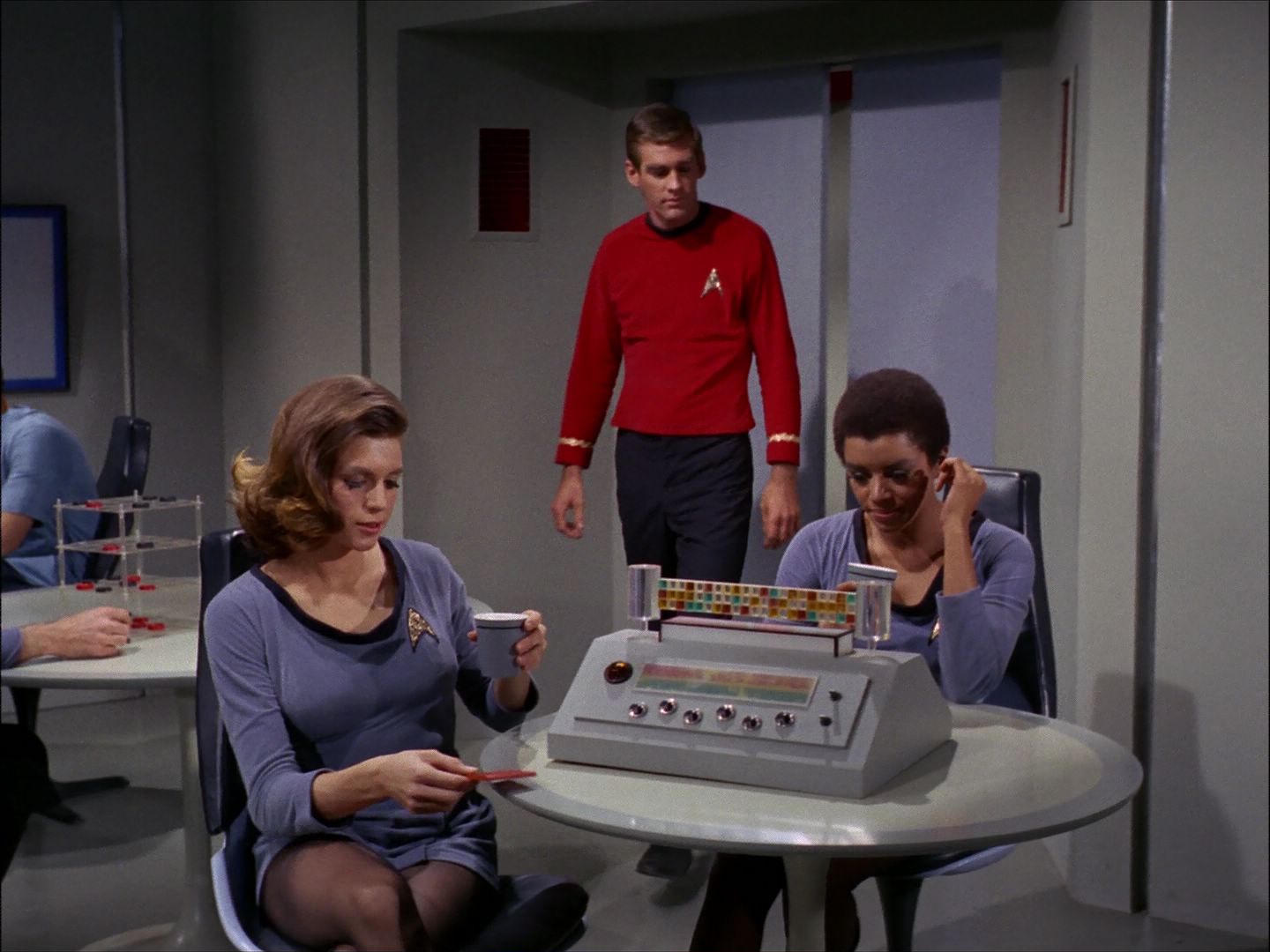 ariane179254_StarTrek_1x27_TheAlternativeFactor_1064.jpg