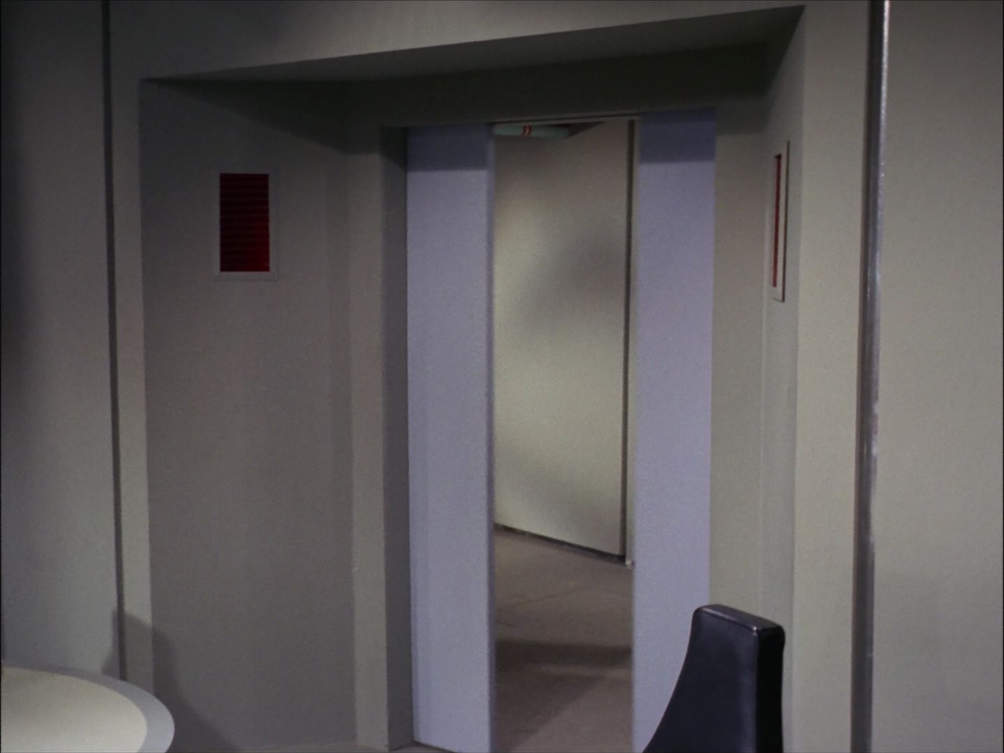 ariane179254_StarTrek_1x27_TheAlternativeFactor_1093.jpg