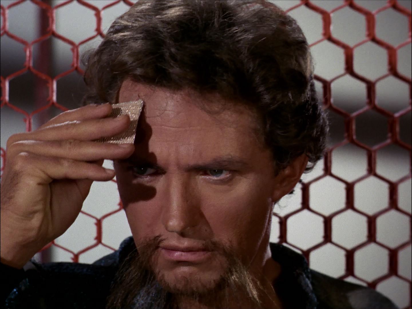 ariane179254_StarTrek_1x27_TheAlternativeFactor_1167.jpg