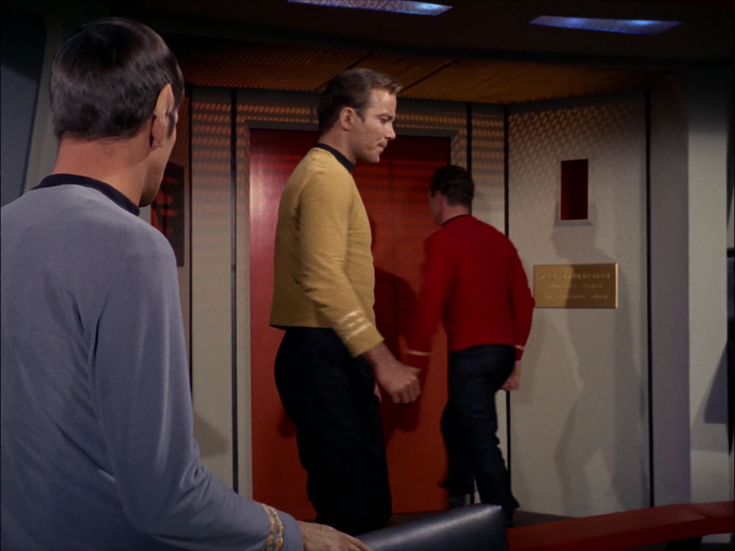 ariane179254_StarTrek_1x27_TheAlternativeFactor_1352.jpg
