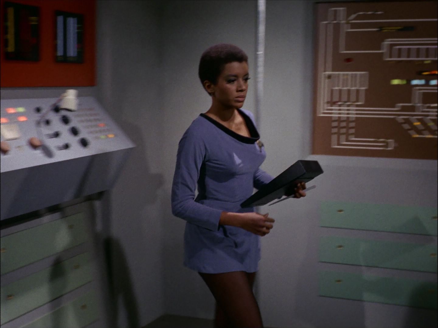 ariane179254_StarTrek_1x27_TheAlternativeFactor_1430.jpg