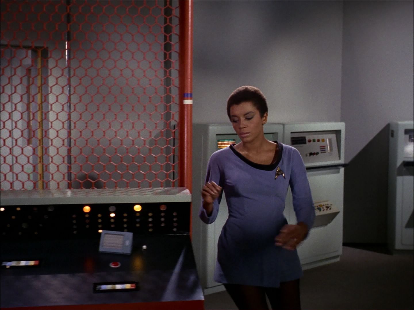 ariane179254_StarTrek_1x27_TheAlternativeFactor_1443.jpg