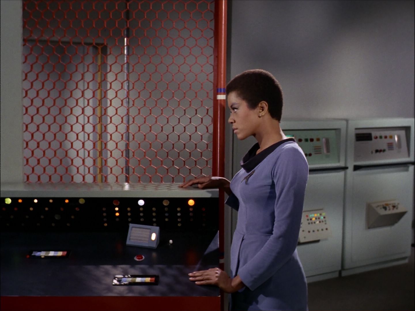 ariane179254_StarTrek_1x27_TheAlternativeFactor_1447.jpg