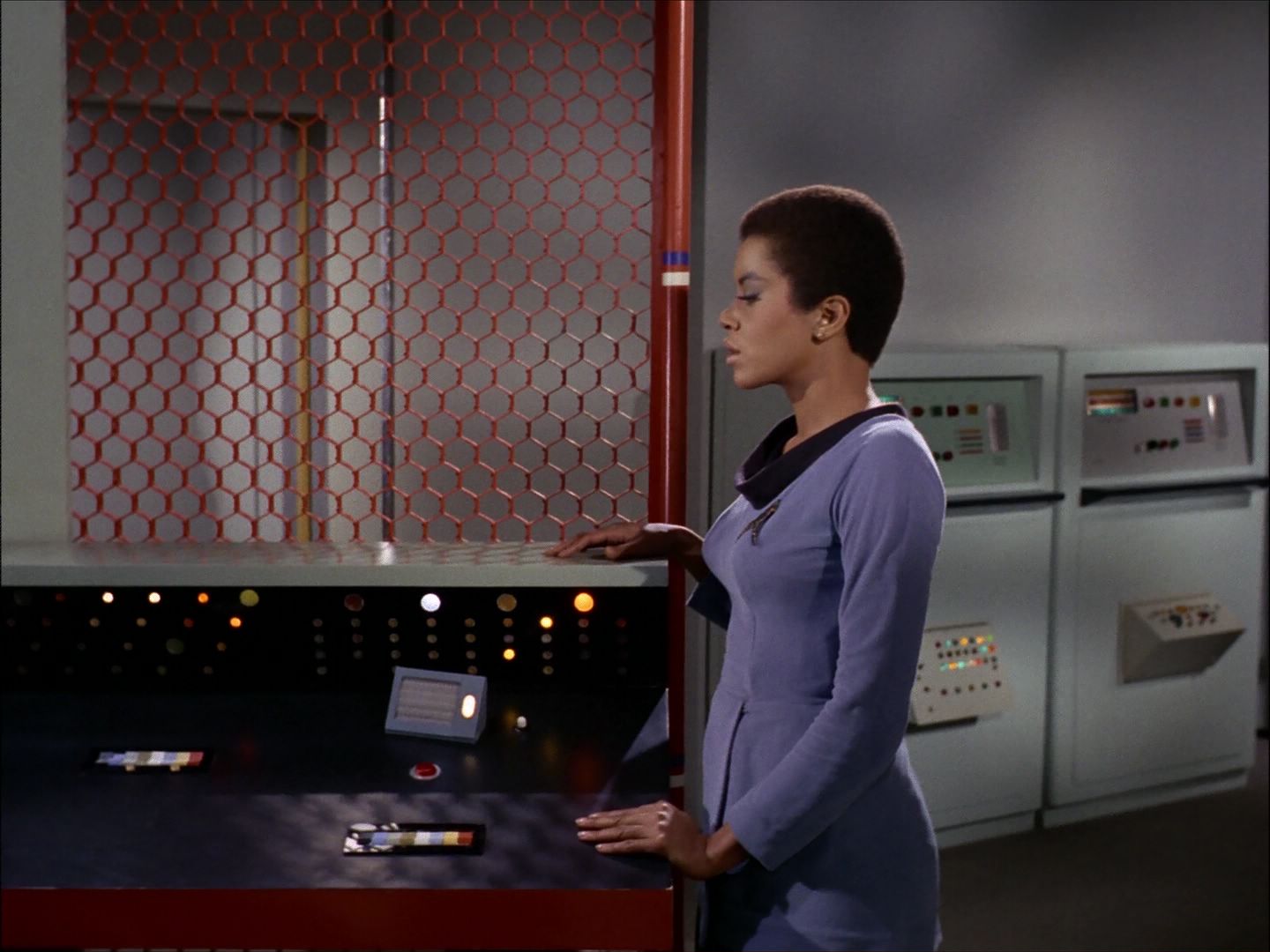 ariane179254_StarTrek_1x27_TheAlternativeFactor_1451.jpg