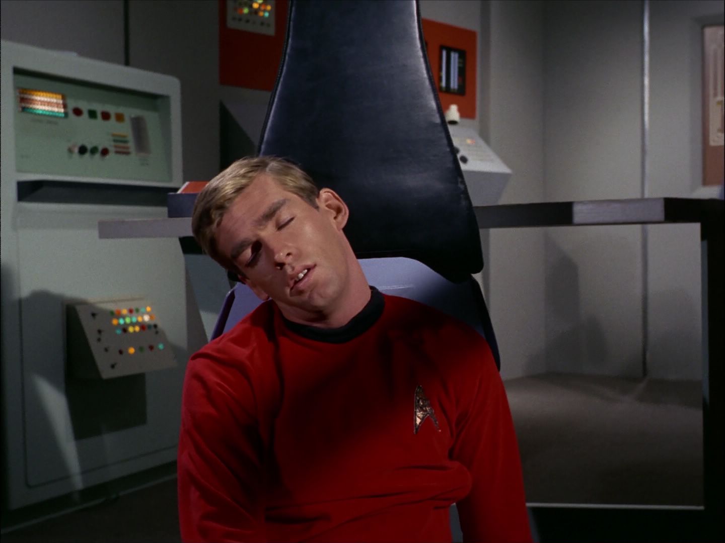 ariane179254_StarTrek_1x27_TheAlternativeFactor_1464.jpg