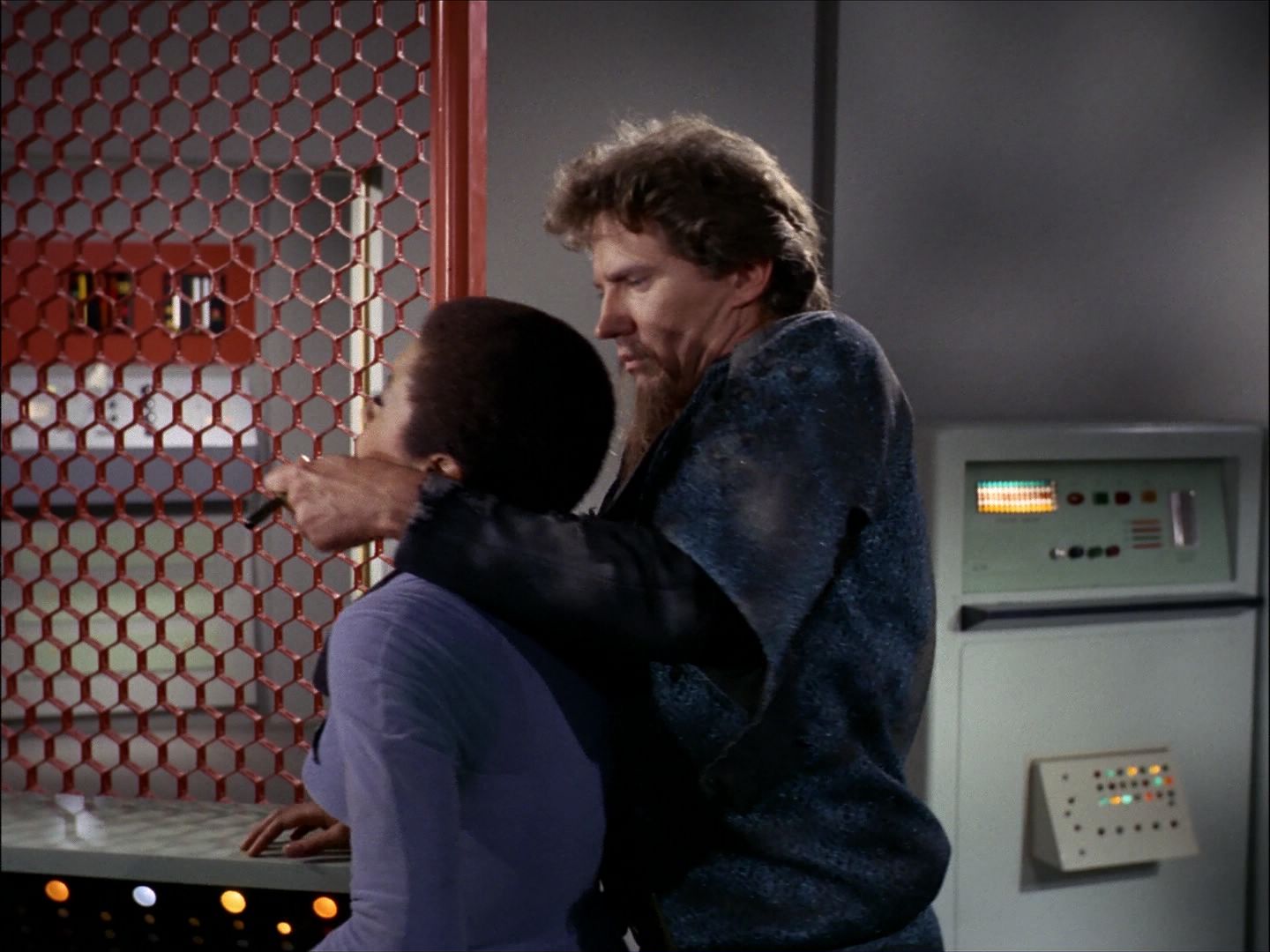ariane179254_StarTrek_1x27_TheAlternativeFactor_1474.jpg