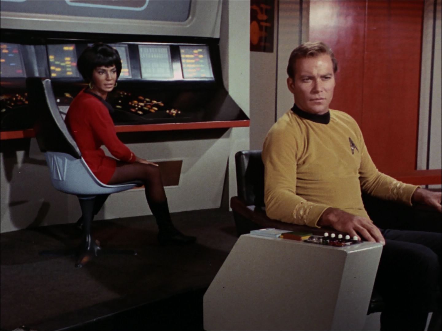 ariane179254_StarTrek_1x27_TheAlternativeFactor_1482.jpg