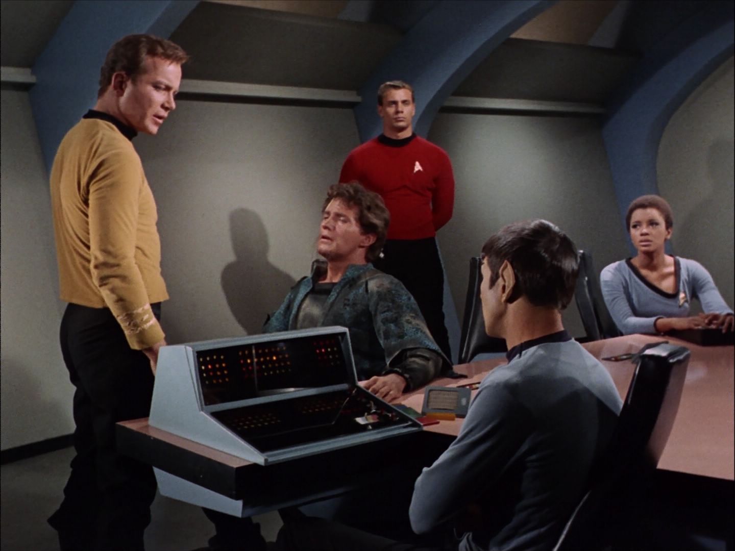 ariane179254_StarTrek_1x27_TheAlternativeFactor_1581.jpg