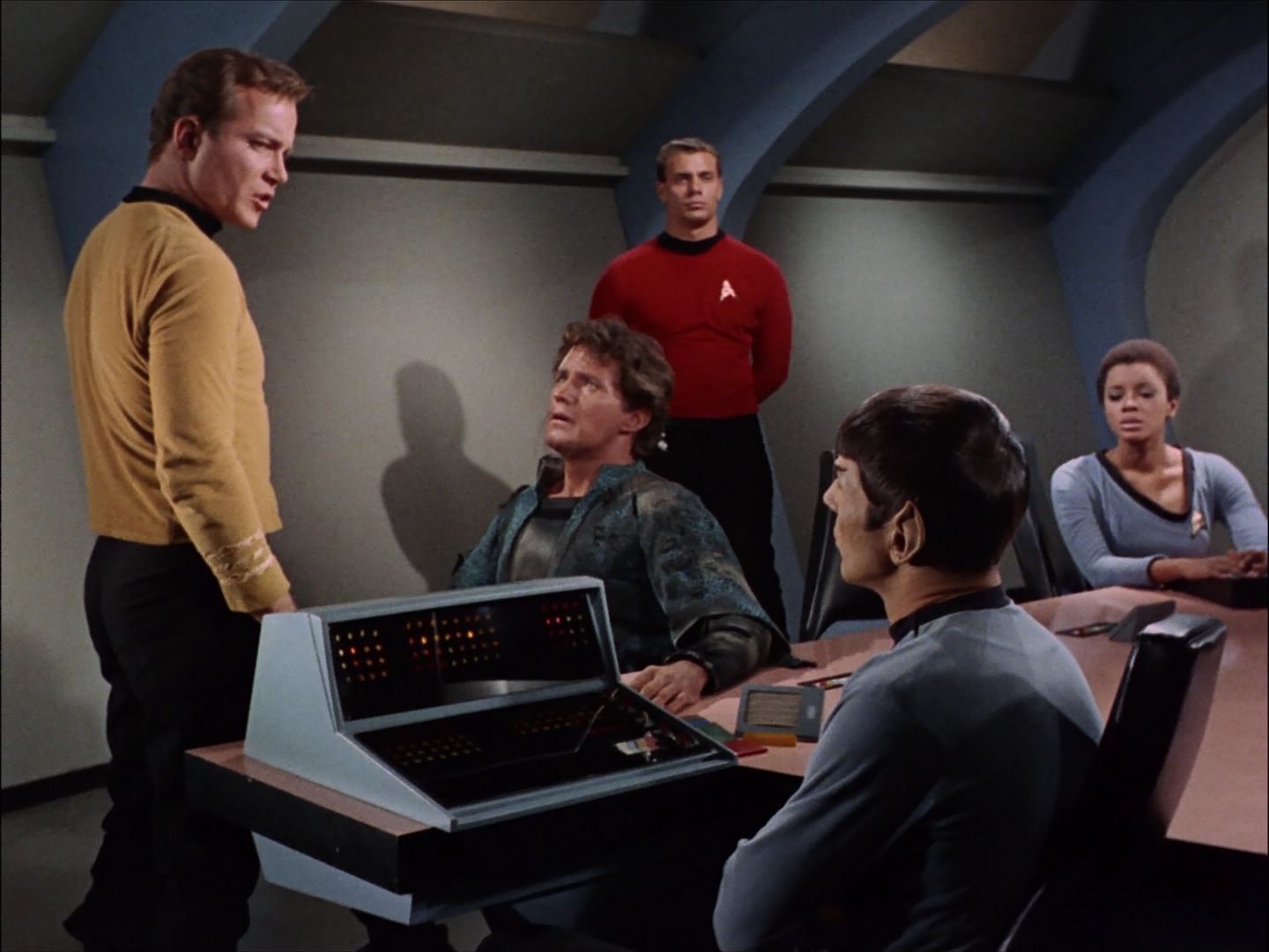 ariane179254_StarTrek_1x27_TheAlternativeFactor_1583.jpg