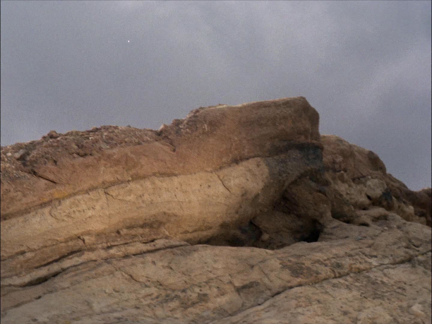 ariane179254_StarTrek_1x27_TheAlternativeFactor_1767.jpg