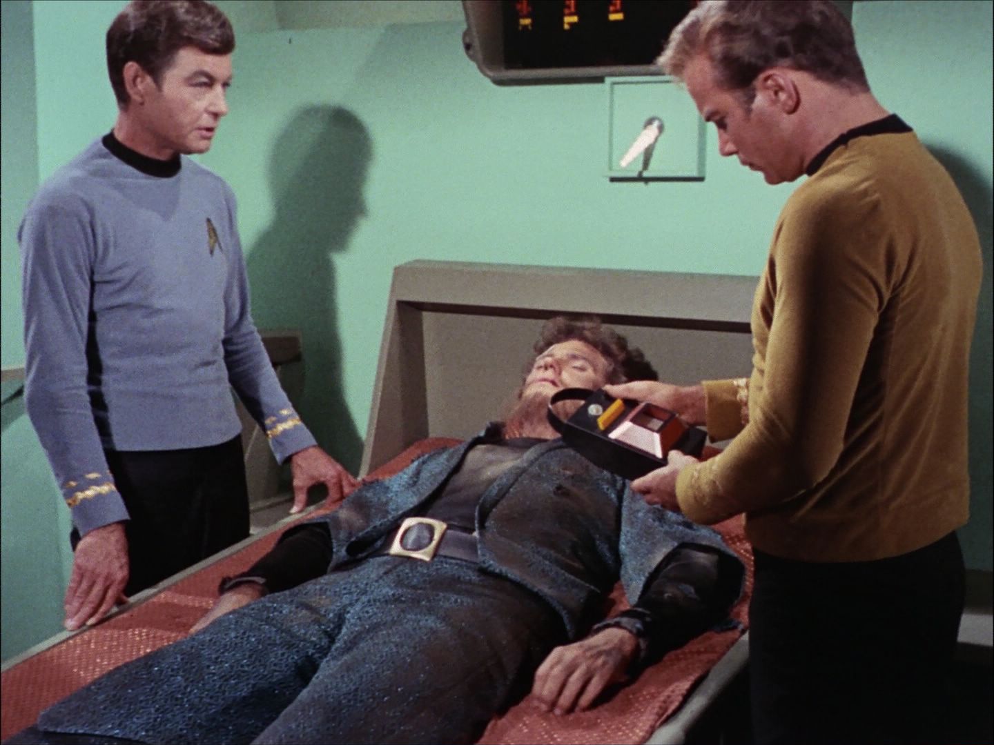 ariane179254_StarTrek_1x27_TheAlternativeFactor_1813.jpg