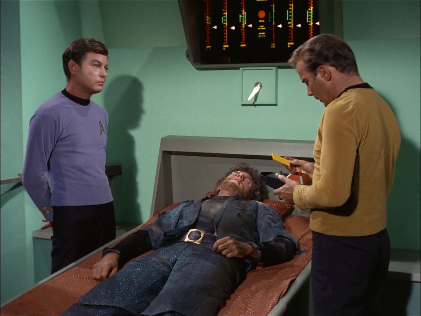 ariane179254_StarTrek_1x27_TheAlternativeFactor_1850.jpg
