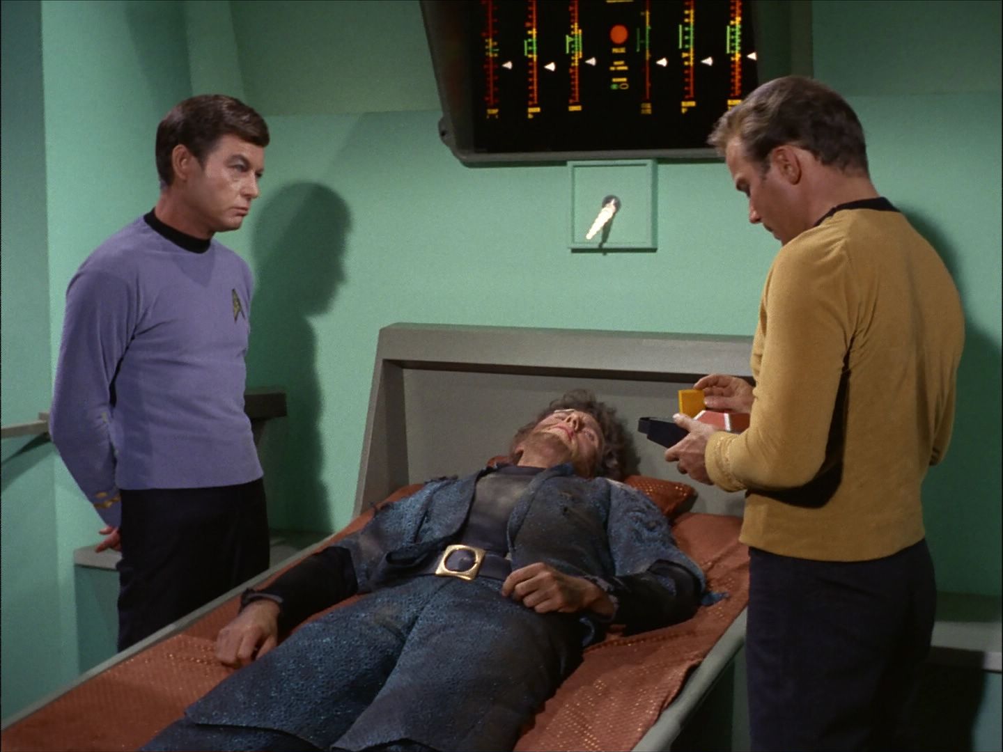ariane179254_StarTrek_1x27_TheAlternativeFactor_1854.jpg