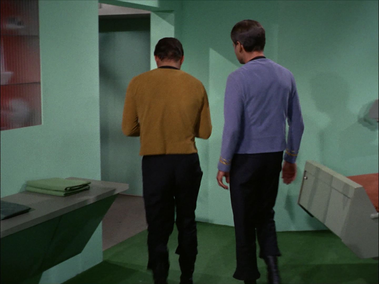 ariane179254_StarTrek_1x27_TheAlternativeFactor_2015.jpg