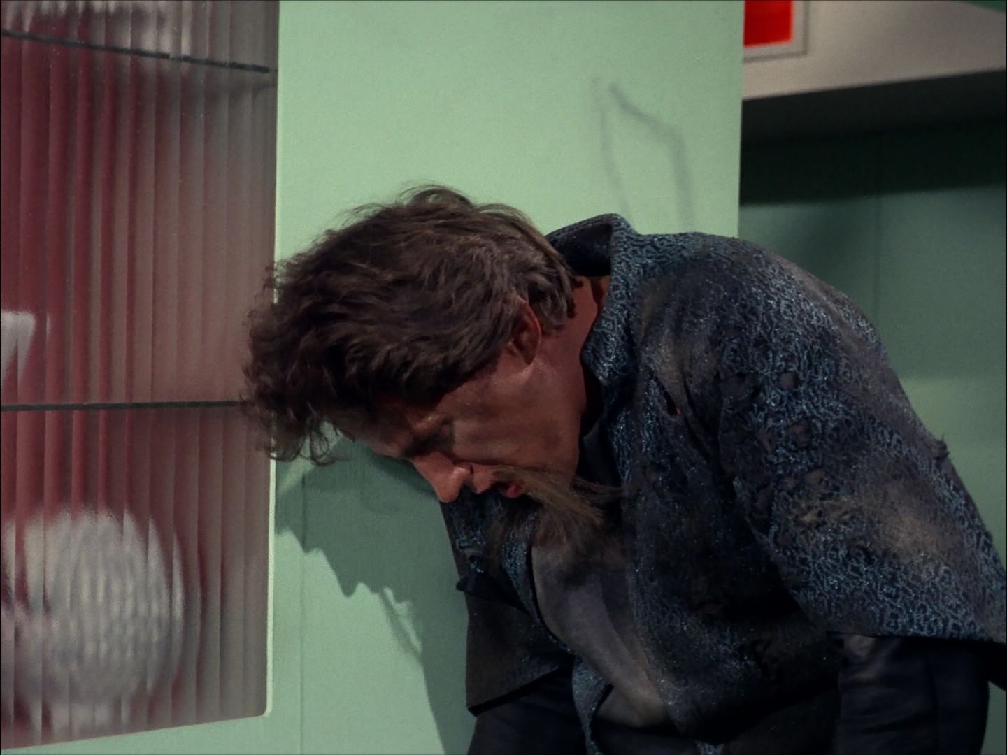 ariane179254_StarTrek_1x27_TheAlternativeFactor_2057.jpg