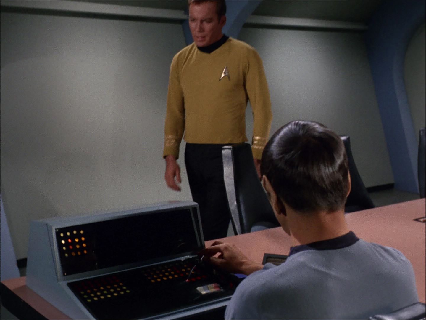 ariane179254_StarTrek_1x27_TheAlternativeFactor_2068.jpg