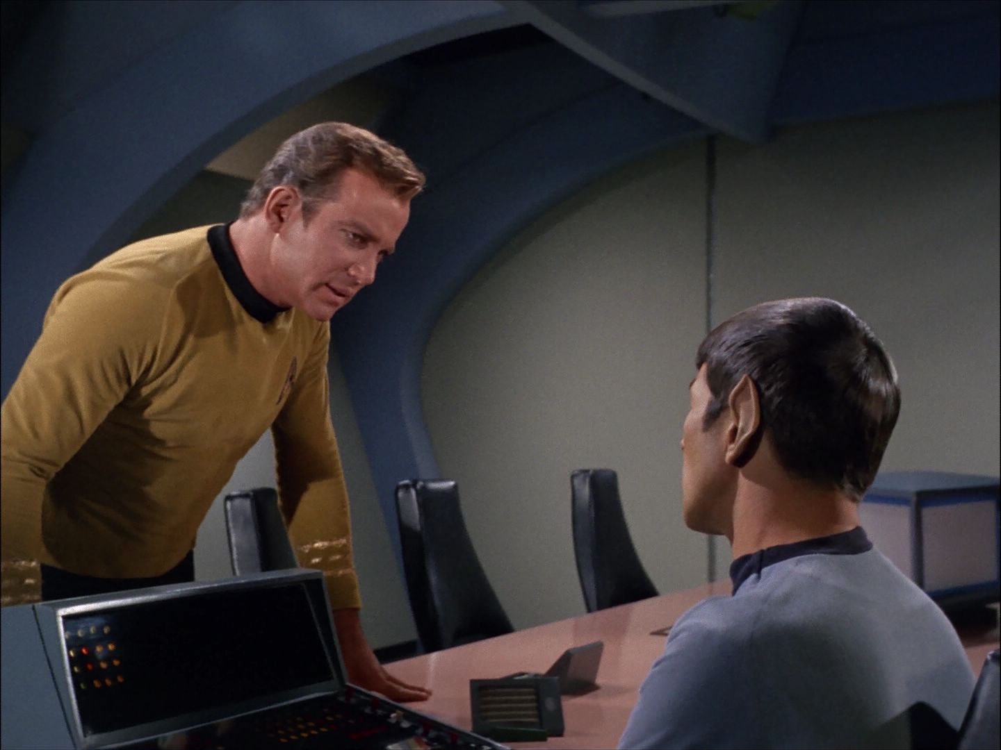 ariane179254_StarTrek_1x27_TheAlternativeFactor_2085.jpg