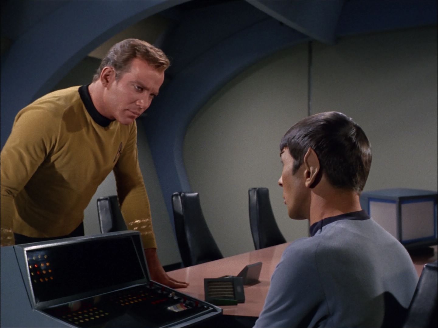 ariane179254_StarTrek_1x27_TheAlternativeFactor_2094.jpg