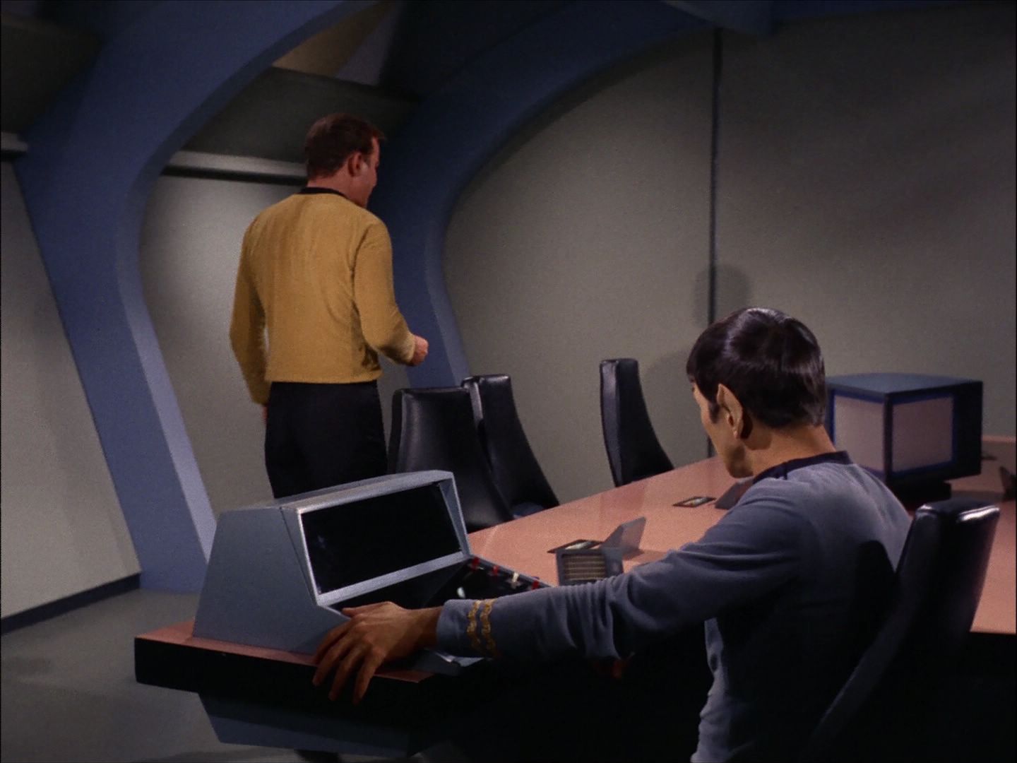 ariane179254_StarTrek_1x27_TheAlternativeFactor_2254.jpg