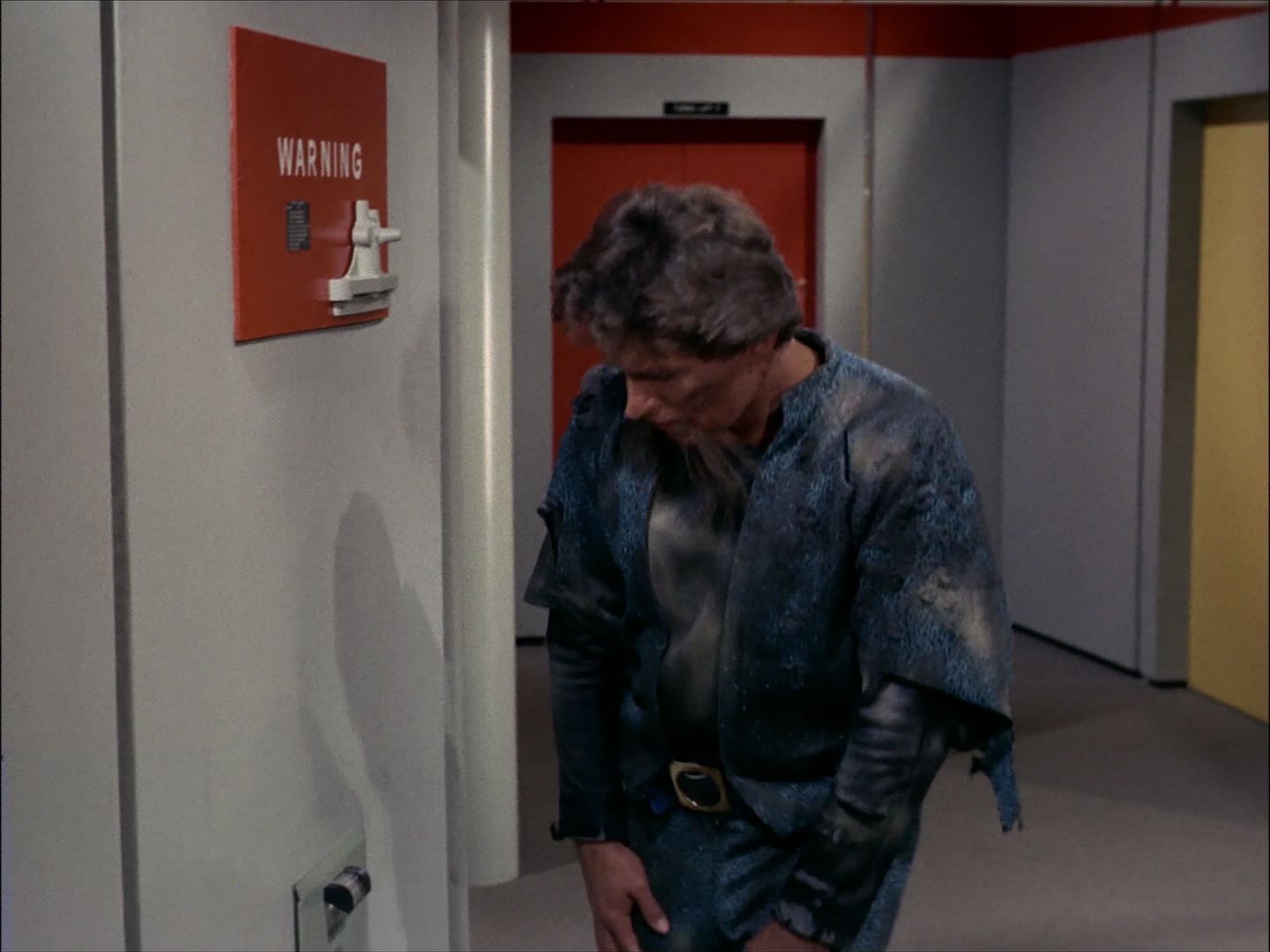 ariane179254_StarTrek_1x27_TheAlternativeFactor_2387.jpg