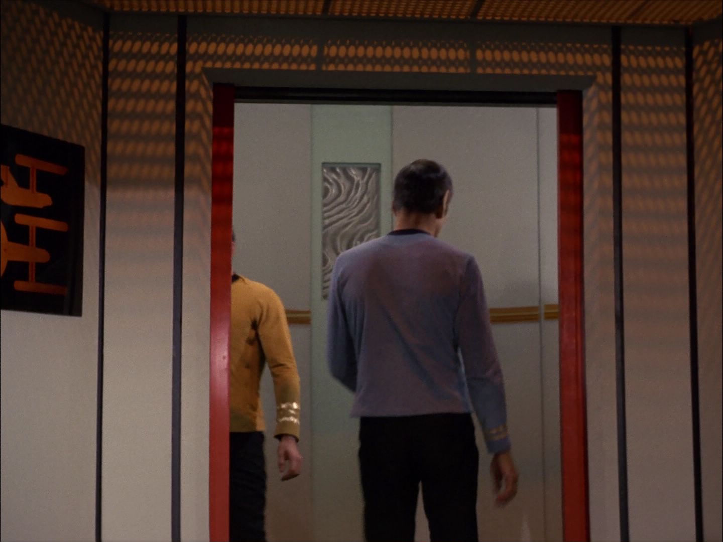 ariane179254_StarTrek_1x27_TheAlternativeFactor_2480.jpg
