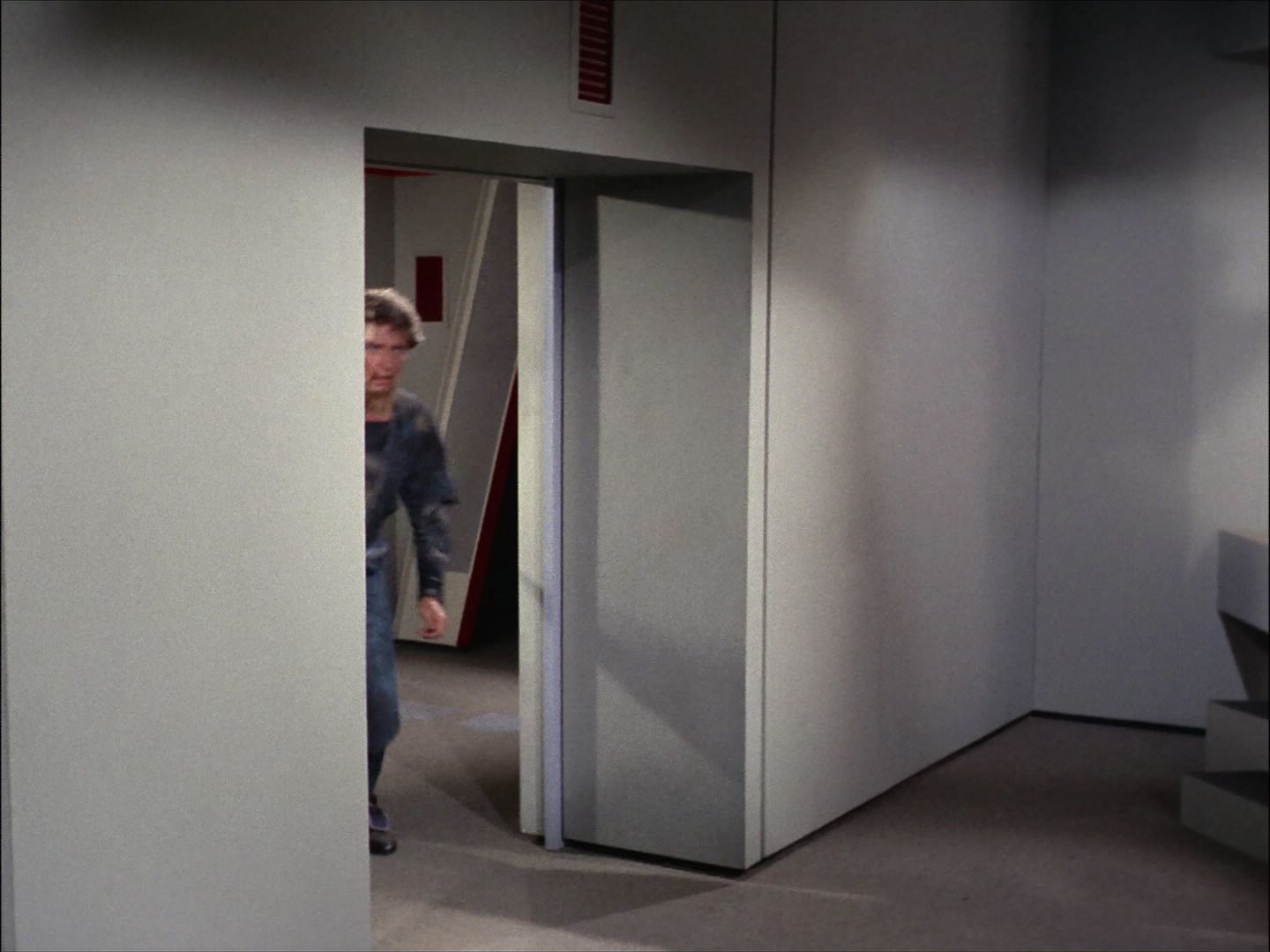 ariane179254_StarTrek_1x27_TheAlternativeFactor_2497.jpg