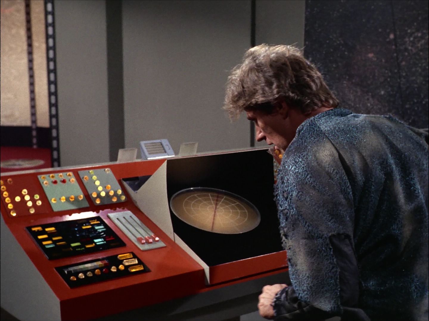 ariane179254_StarTrek_1x27_TheAlternativeFactor_2510.jpg