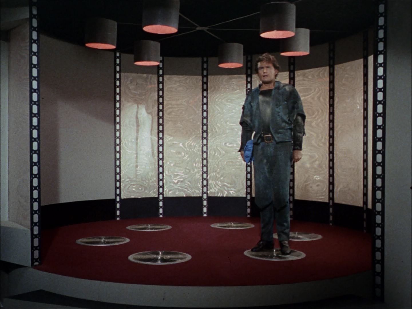 ariane179254_StarTrek_1x27_TheAlternativeFactor_2520.jpg
