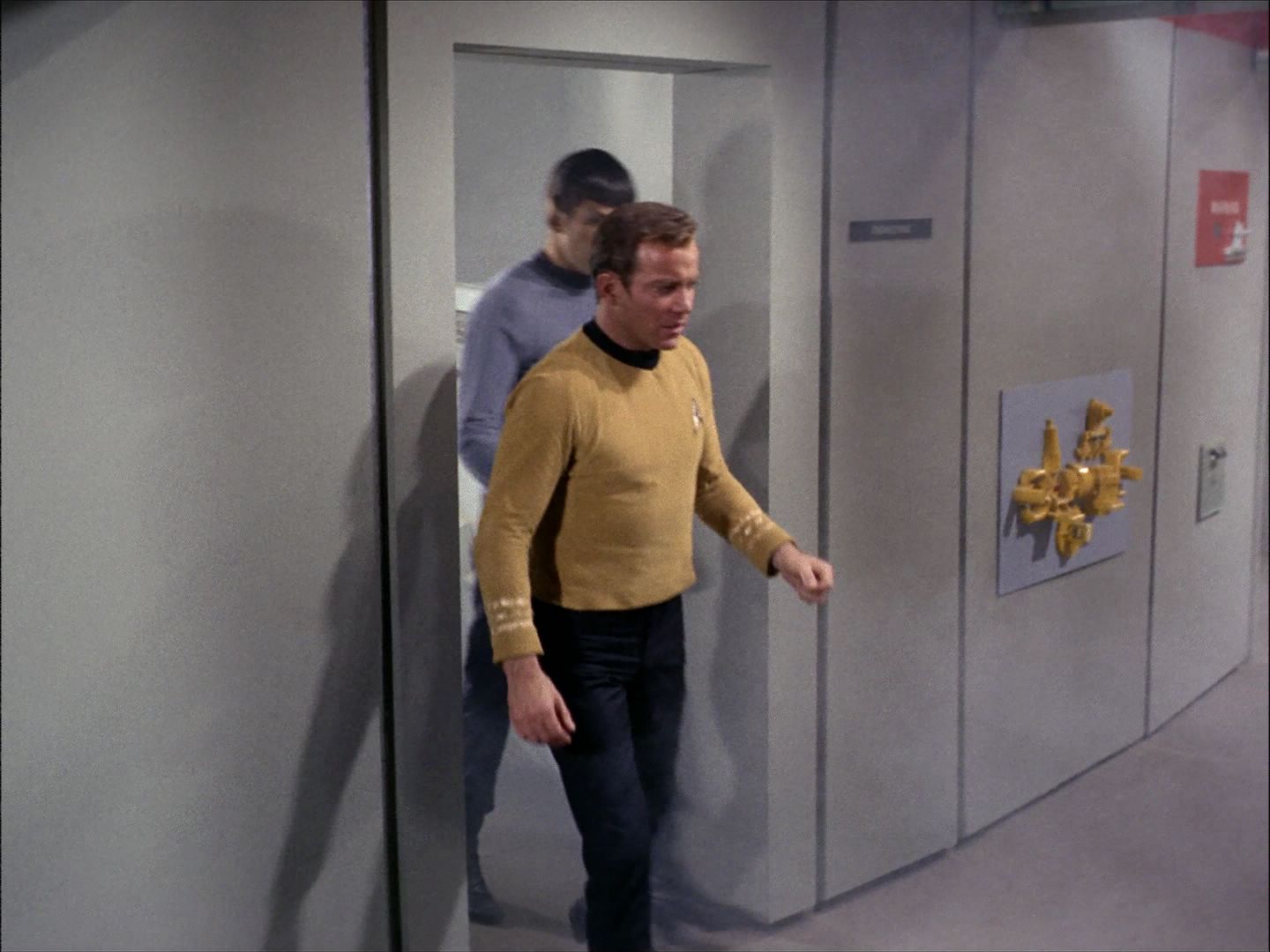 ariane179254_StarTrek_1x27_TheAlternativeFactor_2528.jpg