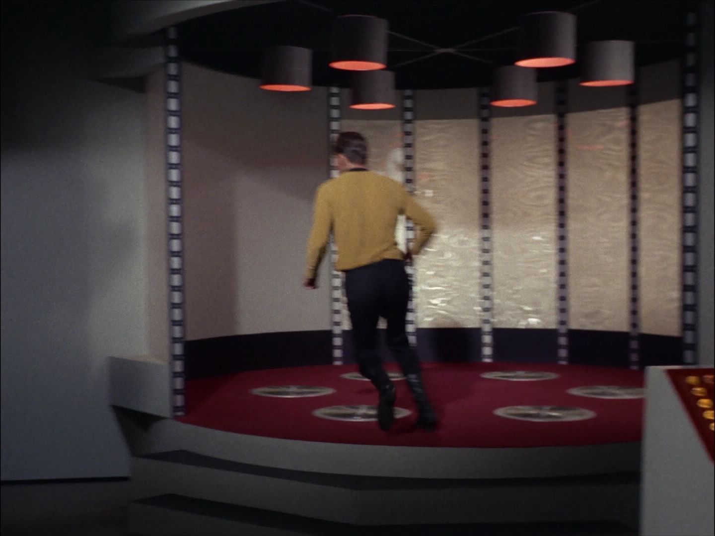 ariane179254_StarTrek_1x27_TheAlternativeFactor_2565.jpg