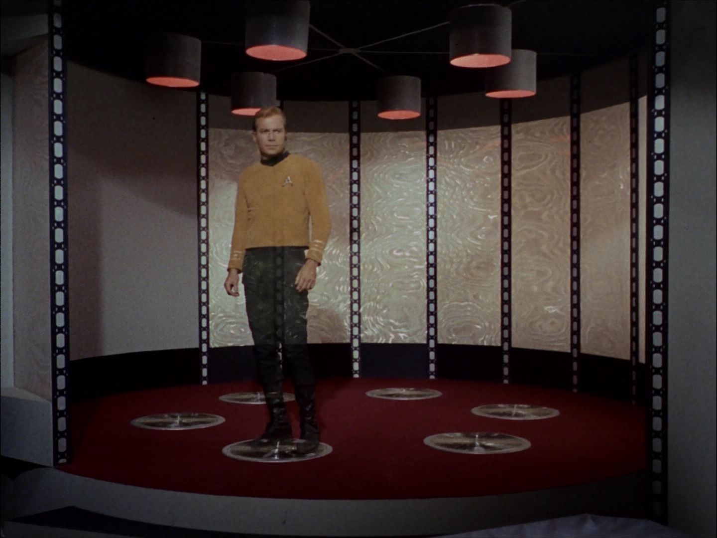ariane179254_StarTrek_1x27_TheAlternativeFactor_2573.jpg